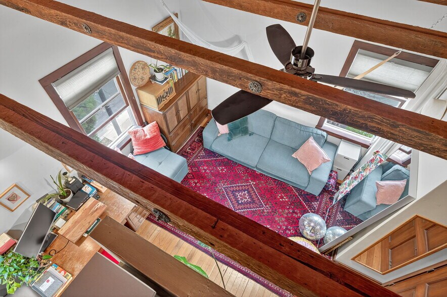 More Photos Of 3300 Broadway St, Sacramento Storefront Retail Office For Lease