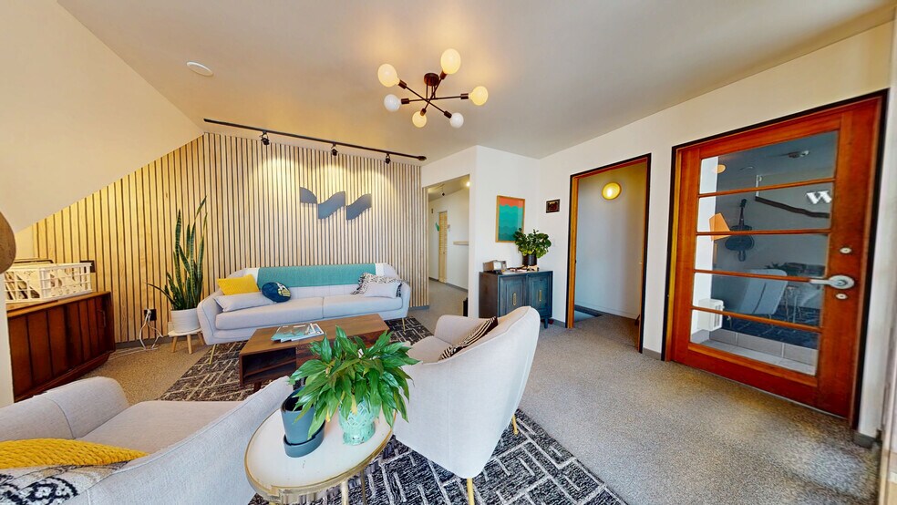 More Photos Of 22 E 2nd St, Duluth Storefront Retail Residential For Sale