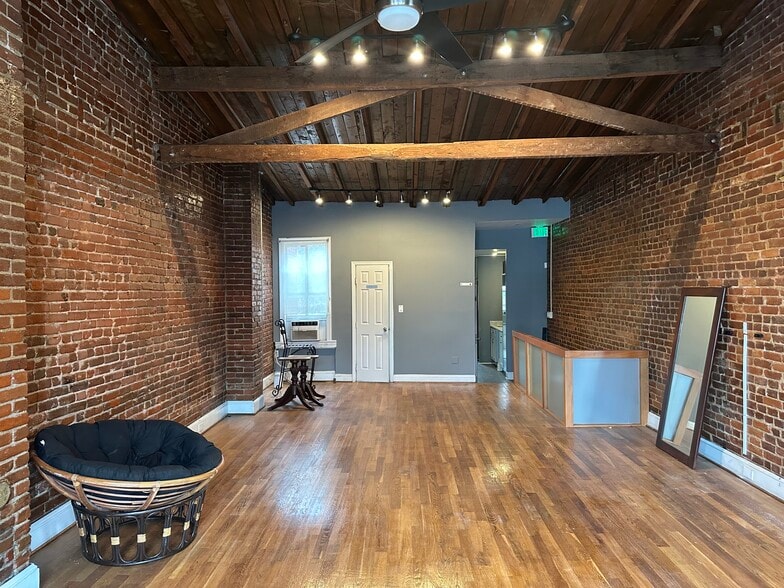 More Photos Of 1620 Wisconsin Ave NW, Washington Storefront Retail Office For Sale