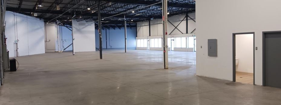 More Photos Of 4975 Rue Rideau, Québec Distribution For Lease