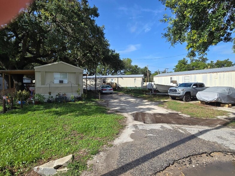 More Photos Of 6201 Ohio Avenue, Gibsonton Manufactured Housing Mobile Home Park For Sale
