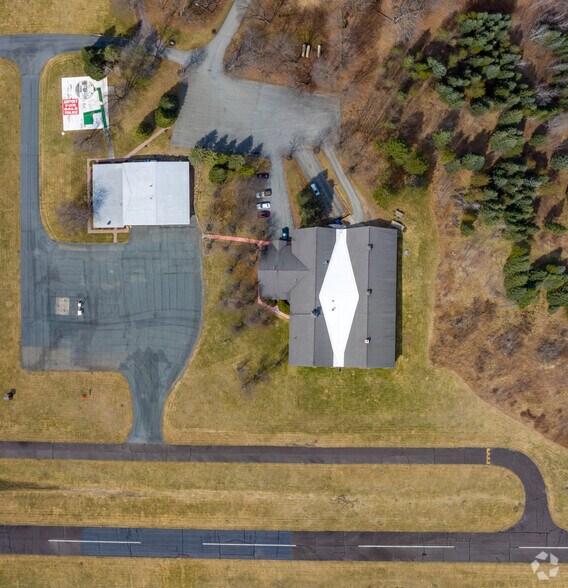 More Photos Of 37 Colonel Lindbergh Ln, Moscow Airport For Sale