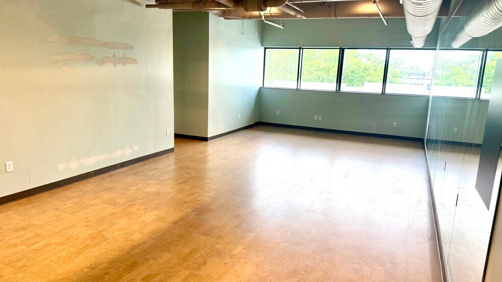 More Photos Of 345 W Washington Ave, Madison Medical For Lease