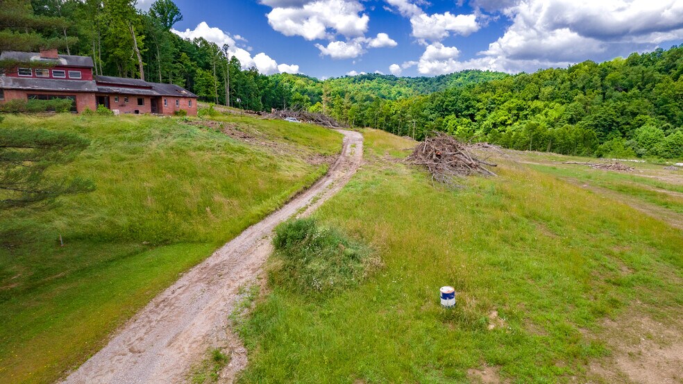 More Photos Of 192 Pool Dr, Mount Clare Land For Sale