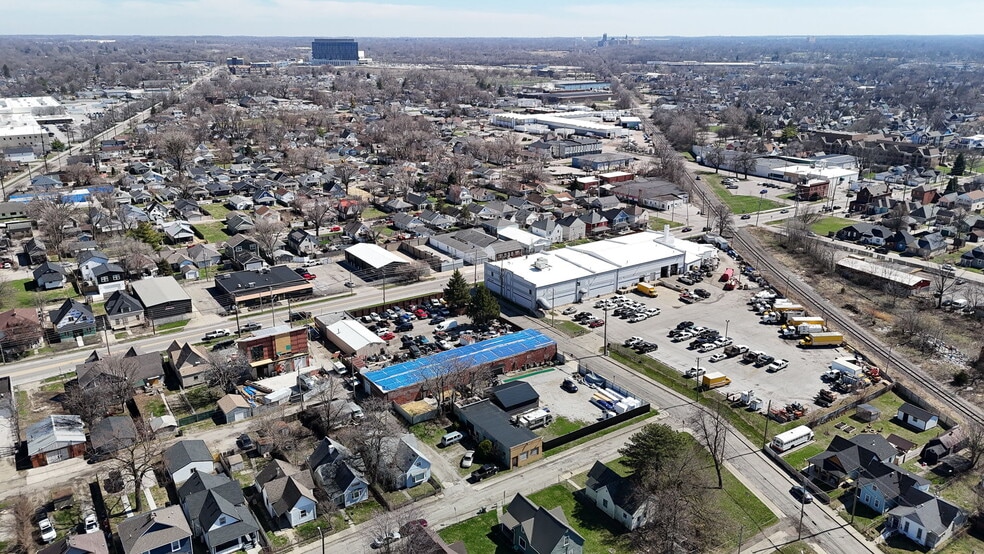 More Photos Of 1628 E Bates St, Indianapolis Warehouse For Sale