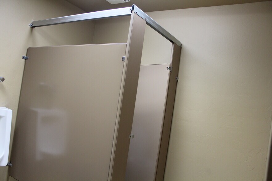 More Photos Of 205659 E County Rd, Woodward Industrial For Sale