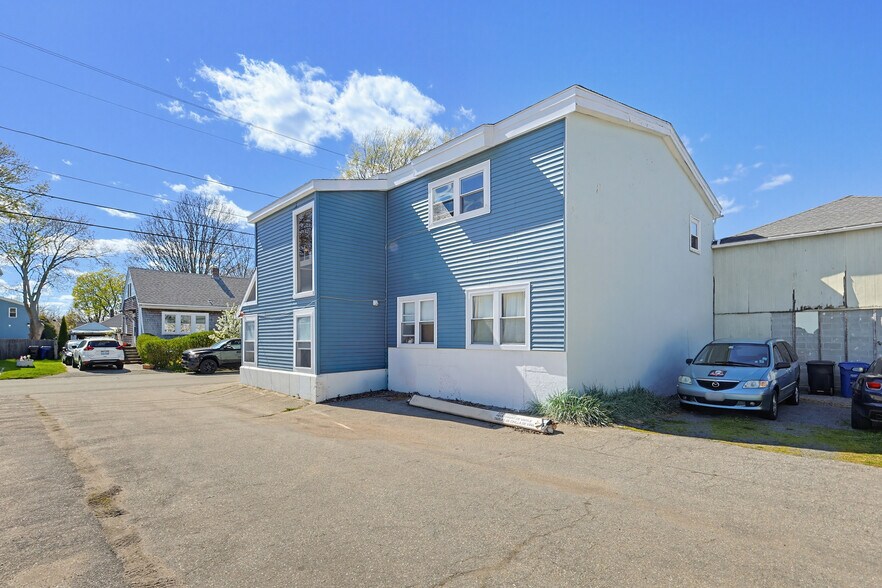 More Photos Of 33 Halsey St, Newport Apartments For Sale