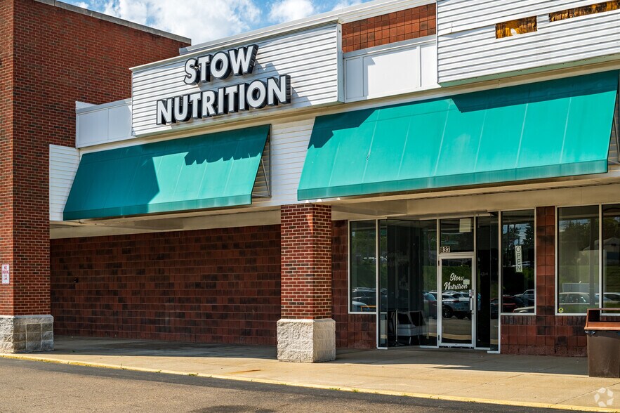 More Photos Of 837-887 Graham Rd, Stow Unknown For Lease