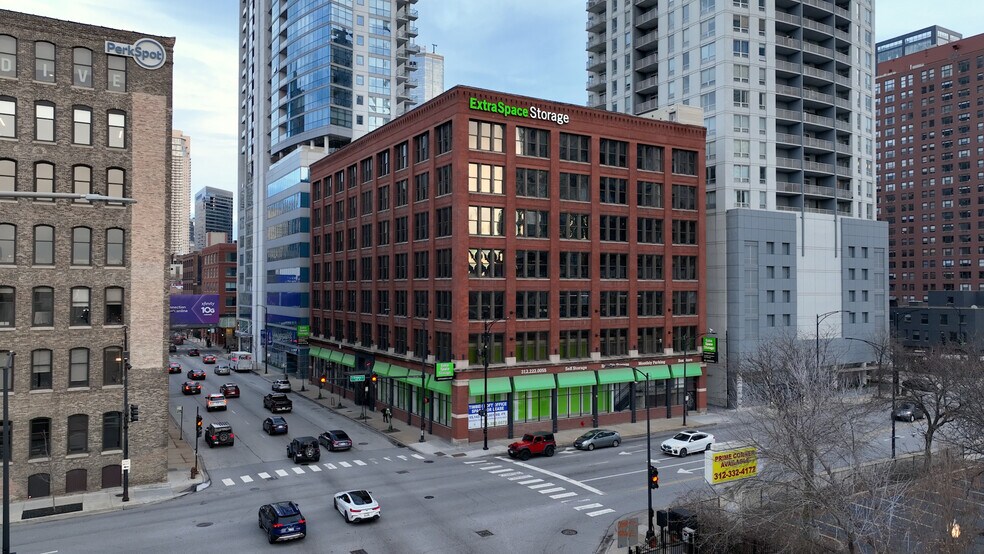 Primary Photo Of 333 W Ohio St, Chicago Loft Creative Space For Lease