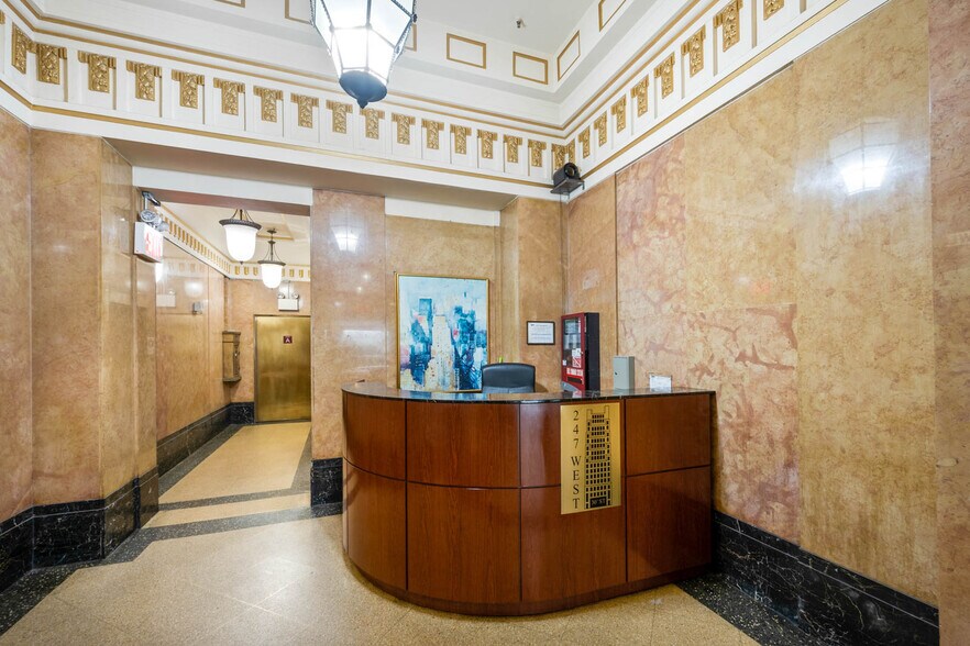 More Photos Of 247 W 30th St, New York Office For Lease