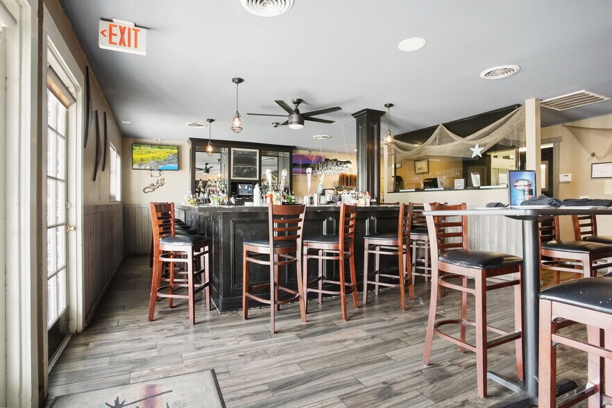 More Photos Of 2633 Holden Beach Rd SW, Holden Beach Restaurant For Sale