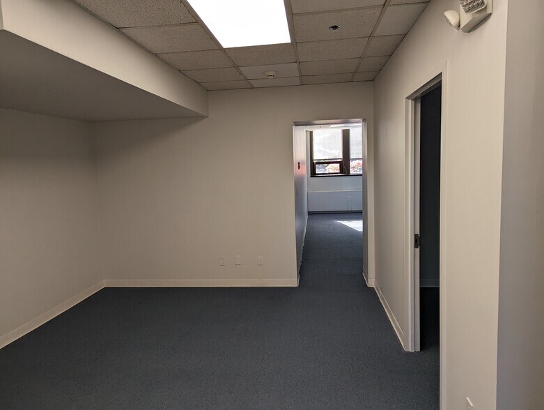 More Photos Of 210 N Central Ave, Hartsdale Medical For Lease