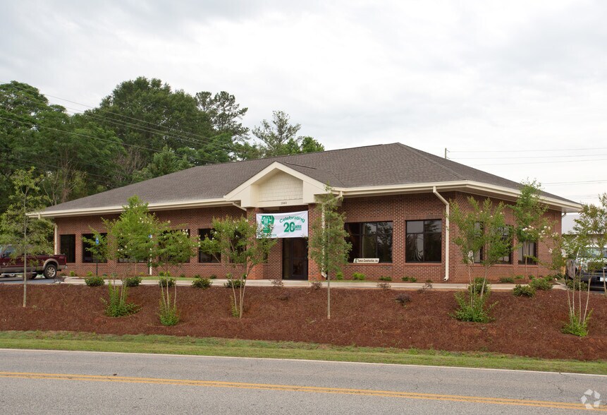 Primary Photo Of 1040 Sullivan Rd, Newnan Office For Sale