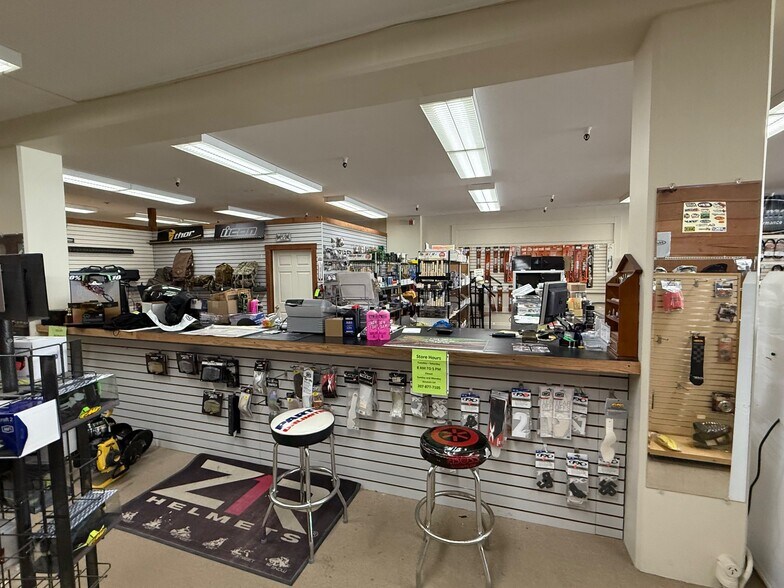 More Photos Of 100 Elm St, Waterville Freestanding For Sale