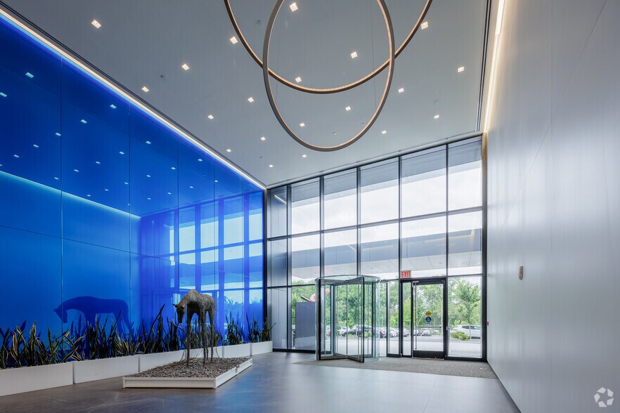 More Photos Of 1441 South Ave, Staten Island Office For Lease