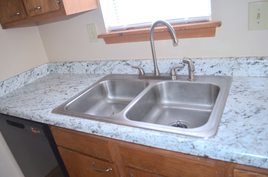 More Photos Of tazwell drive, Louisville Multifamily For Sale