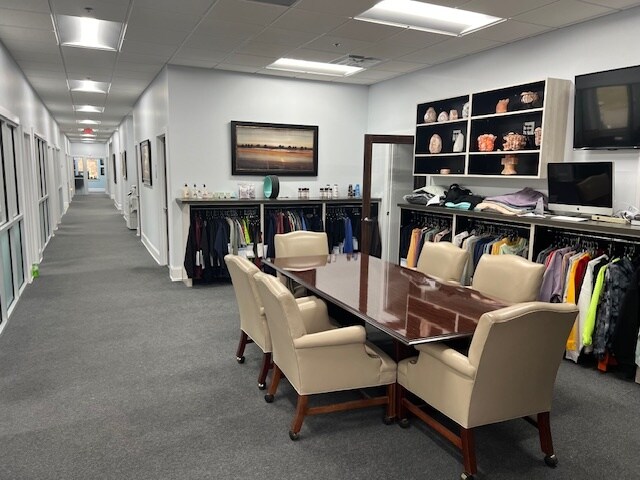 More Photos Of 2349 Plastics Dr, Gastonia Manufacturing For Lease