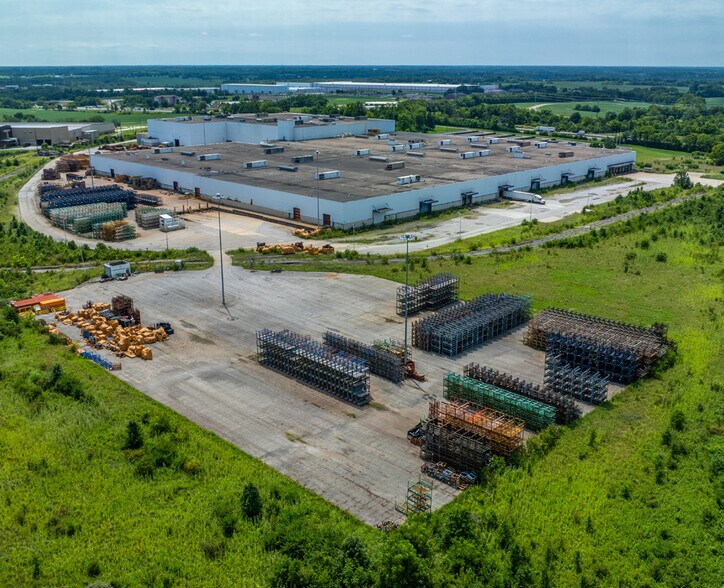 More Photos Of 1000 Old Brunerstown Rd, Shelbyville Manufacturing For Lease