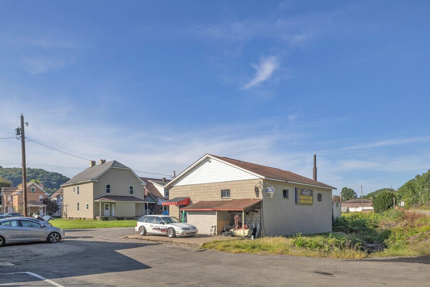 More Photos Of 548 Hill St, Mc Grann Flex For Sale