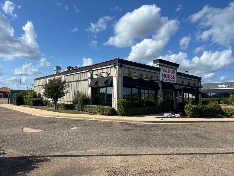 Primary Photo Of 91 Cahaba Rd, Greenville Restaurant For Sale