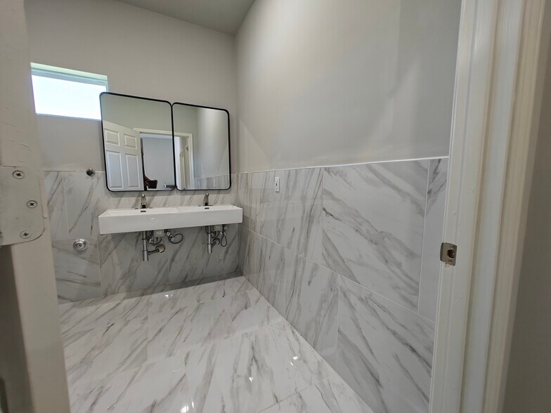 More Photos Of 704 Drexel St, McKinney Religious Facility For Sale