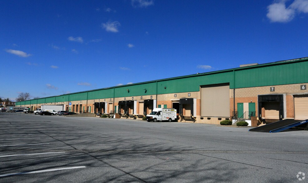 More Photos Of 8660 Cherry Ln, Laurel Warehouse For Lease