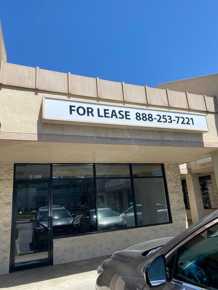 More Photos Of 3253-3255 E South St, Long Beach Storefront Retail Office For Lease