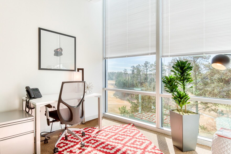 More Photos Of 1011 S Hamilton Rd, Chapel Hill Office For Lease