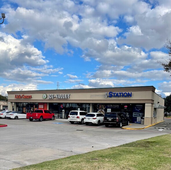 More Photos Of 8604-8686 N Hwy 6, Houston Unknown For Lease