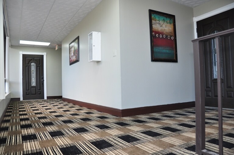 More Photos Of 9690 W Sample Rd, Coral Springs Medical For Lease