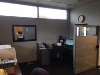 More Photos Of 2100 Johns Dr, Glenview Warehouse For Sale