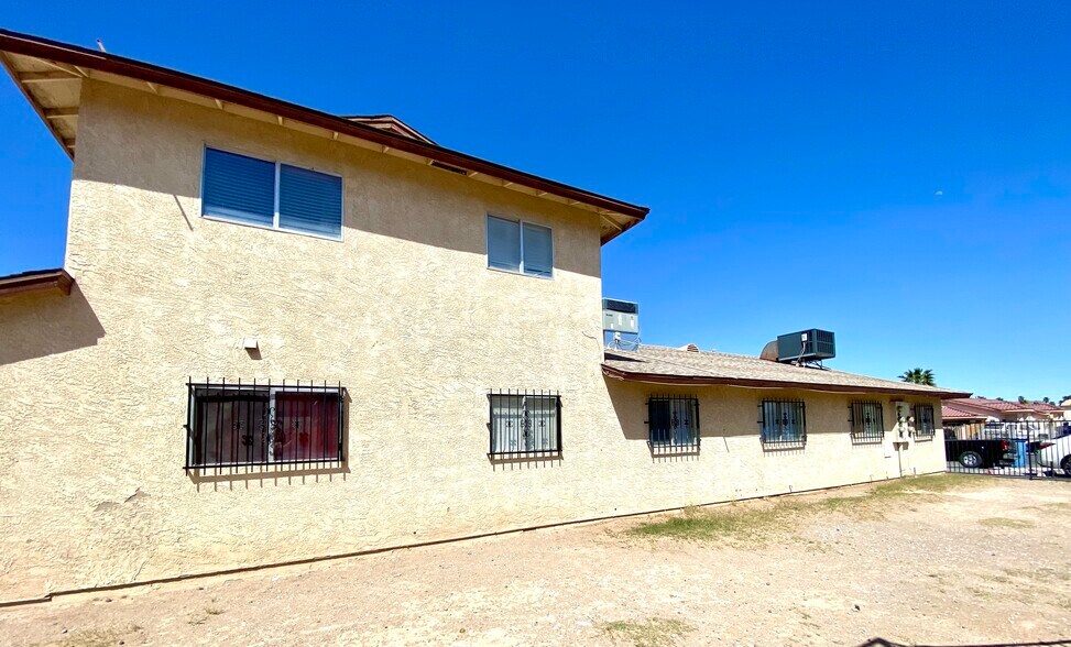 More Photos Of 1520 Henry Dr, Las Vegas Apartments For Sale