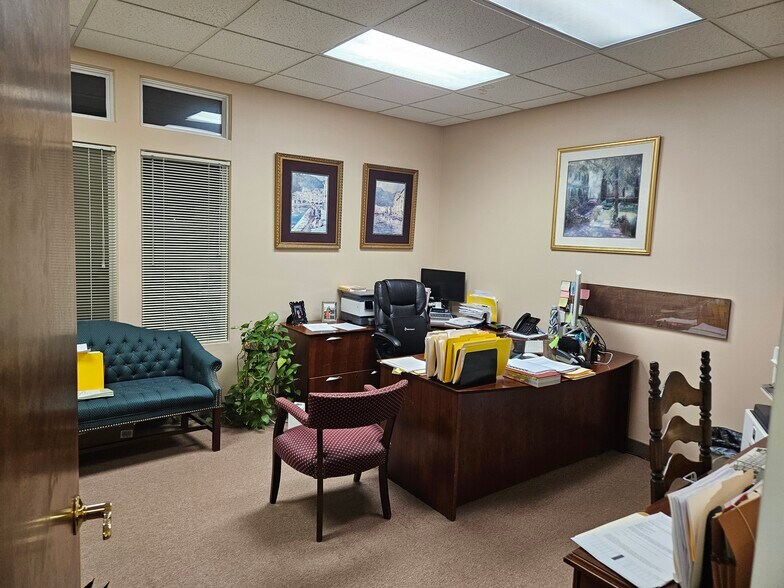 More Photos Of 2273 NJ-33, Hamilton Township Medical For Sale