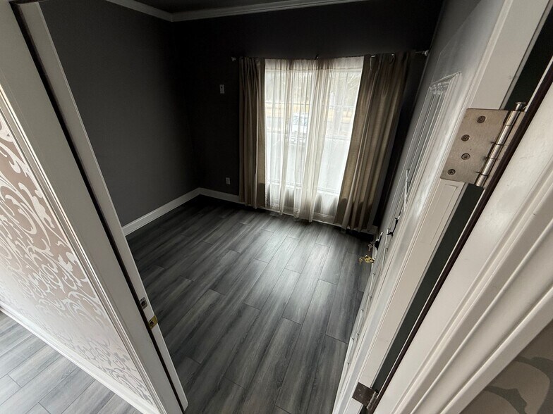 More Photos Of 2290 Foxon Rd, North Branford Storefront Retail Office For Lease