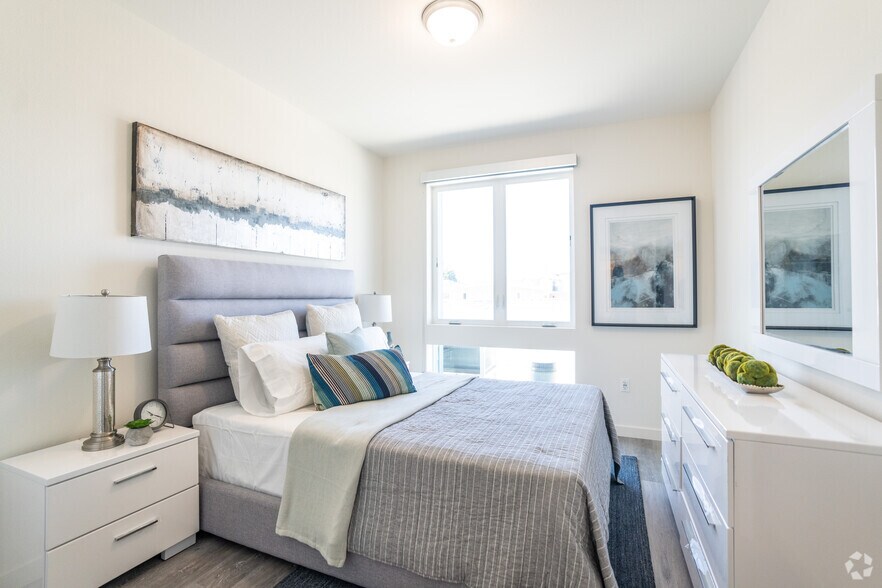 More Photos Of 1978 W Carson St, Torrance Apartments For Lease