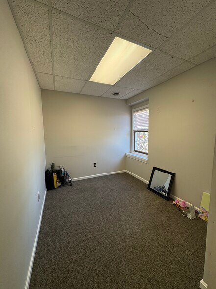 More Photos Of 4466 Darrow Rd, Stow Office For Sale