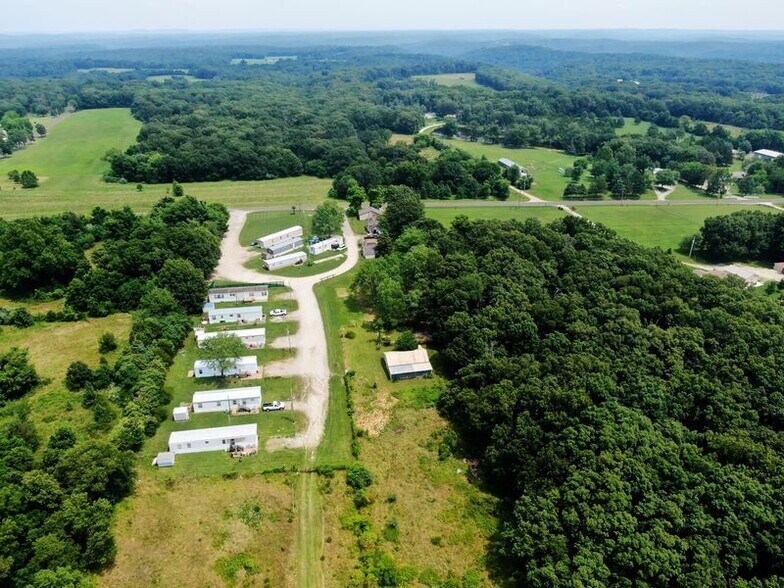 More Photos Of 2902 Clay St, De Soto Manufactured Housing Mobile Home Park For Sale