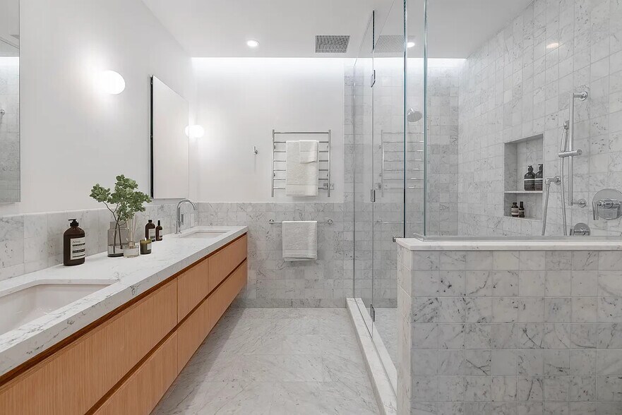 More Photos Of 416 W Broadway, New York Apartments For Sale