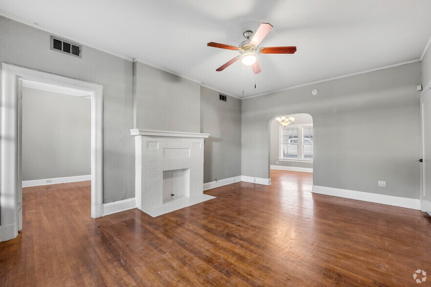 More Photos Of 4425 Swiss Ave, Dallas Apartments For Sale