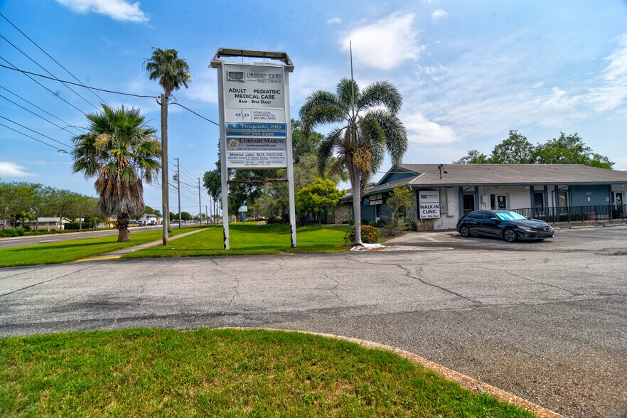 More Photos Of 3275 66th St N, Saint Petersburg Medical For Sale