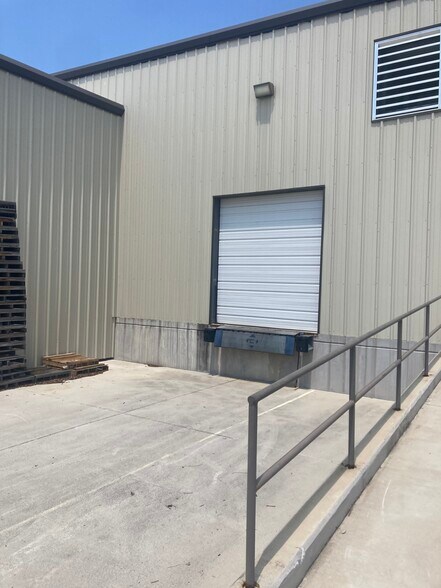 More Photos Of 11220 S FM 730, Azle Industrial For Lease