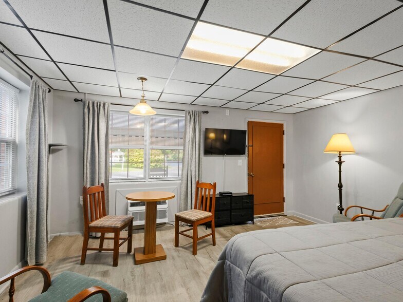 More Photos Of 2474 Soco Rd, Maggie Valley Hotel For Sale
