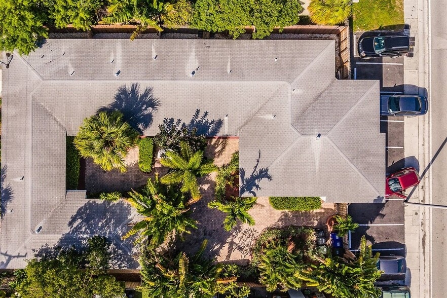 More Photos Of 1115 NE 15th Ave, Fort Lauderdale Apartments For Sale