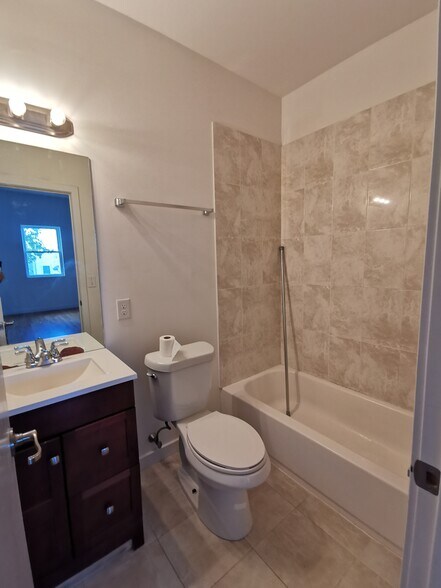 More Photos Of 521 N 34th St, Philadelphia Apartments For Sale