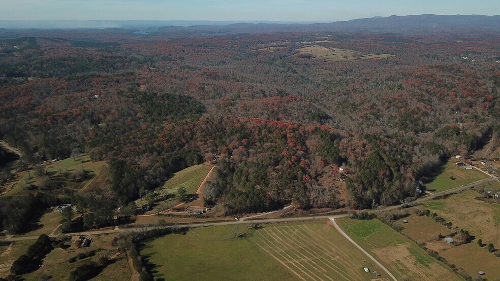 More Photos Of 536 Vayhaus Trl, Ellijay Specialty For Sale