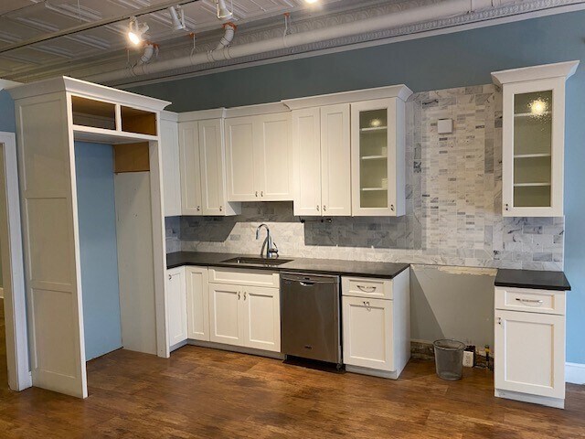 More Photos Of 139-143 S Oak Park Ave, Oak Park Storefront Retail Office For Lease