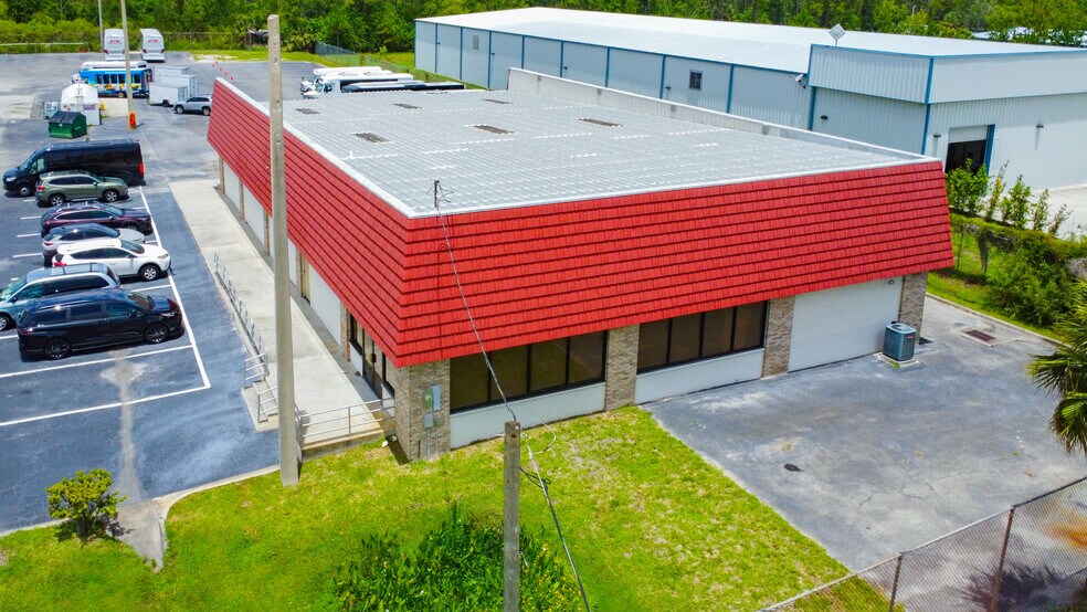 More Photos Of 1445 Cox Rd, Cocoa Light Distribution For Lease