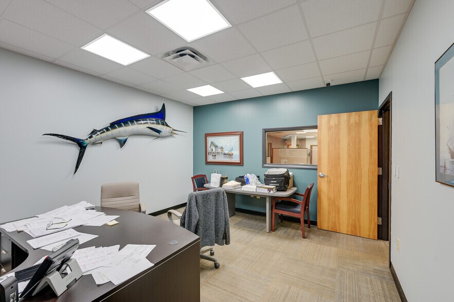 More Photos Of 700 Taylor Ave, Columbus Light Distribution For Sale