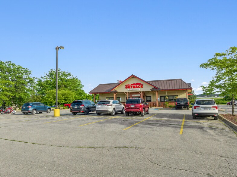 More Photos Of 311 Hampton Ct, Onalaska Restaurant For Sale