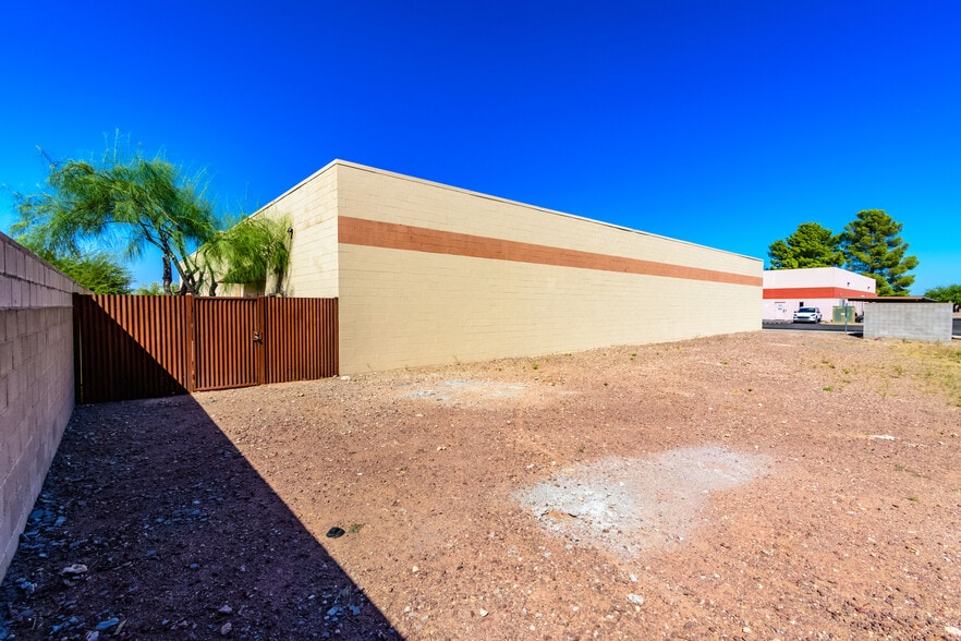 More Photos Of 1216 E Pennsylvania St, Tucson Warehouse For Lease
